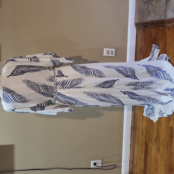 Baltic Born Corinth Maxi Dress - Picture 11 of 14
